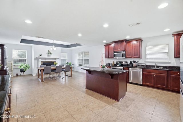 120 Cattail Lane, Ocean Springs, MS 39564