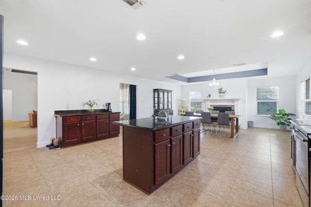 120 Cattail Lane, Ocean Springs, MS 39564