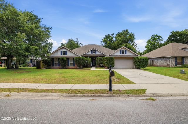 120 Cattail Lane, Ocean Springs, MS 39564