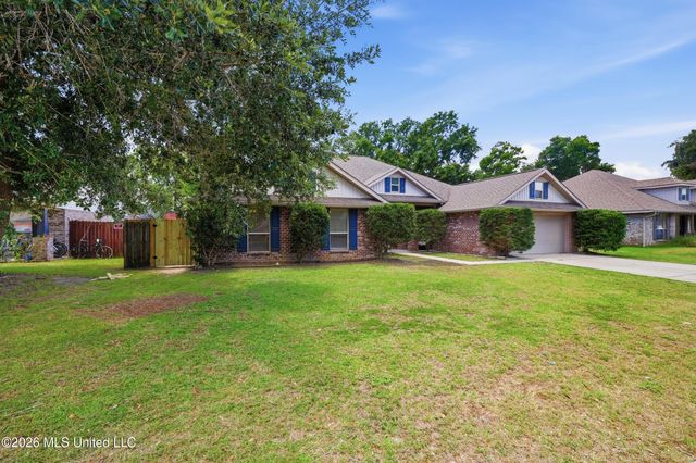 120 Cattail Lane, Ocean Springs, MS 39564