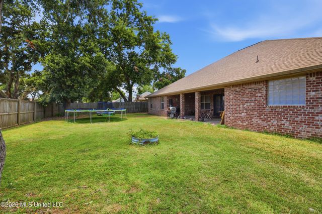 120 Cattail Lane, Ocean Springs, MS 39564