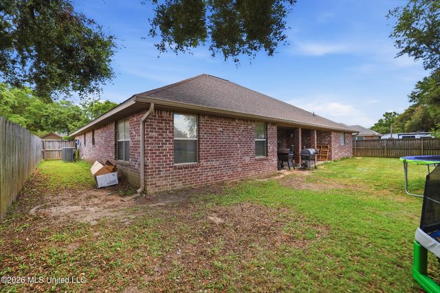 120 Cattail Lane, Ocean Springs, MS 39564