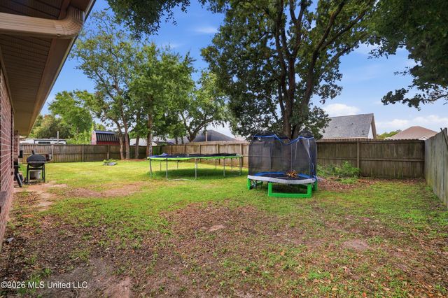 120 Cattail Lane, Ocean Springs, MS 39564