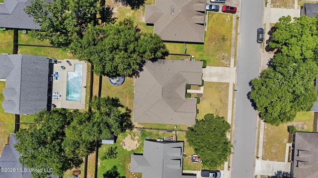 120 Cattail Lane, Ocean Springs, MS 39564