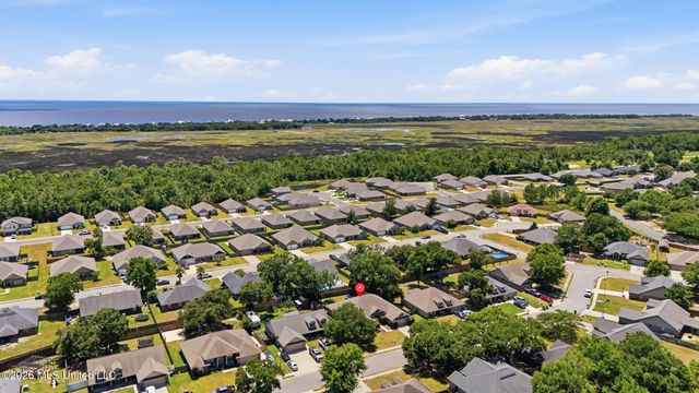 120 Cattail Lane, Ocean Springs, MS 39564