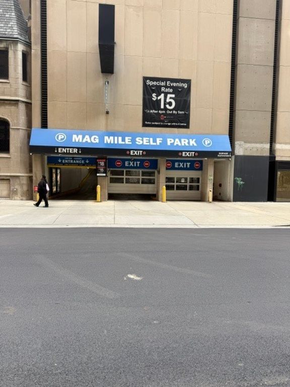 111 E CHESTNUT Street 2B-8, Chicago, IL 60611 — photo 3