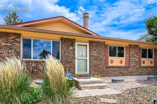 4618 Ridgeglen Road, Colorado Springs, CO 80918