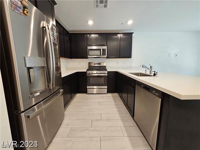 10775 Ditchburn Court, Las Vegas, NV 89166