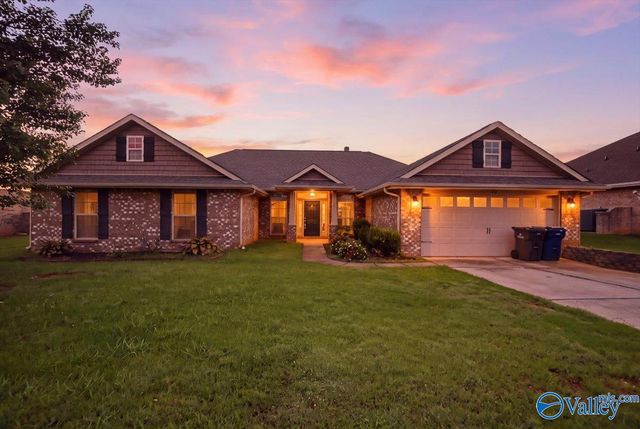 517 Summer Cove NW, Madison, AL 35757