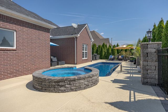 3002 Sakari Cir, Spring Hill, TN 37174