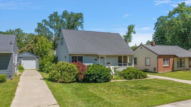 2223 Audobon Drive, Grand Rapids, MI 49506