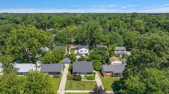 2223 Audobon Drive, Grand Rapids, MI 49506
