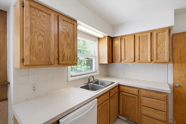 2223 Audobon Drive, Grand Rapids, MI 49506