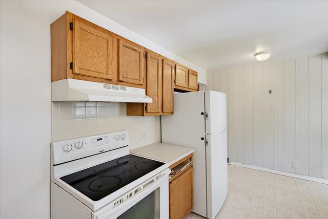 2223 Audobon Drive, Grand Rapids, MI 49506