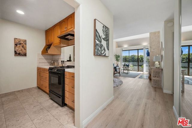 1252 11th Street PH 306, Santa Monica, CA 90401