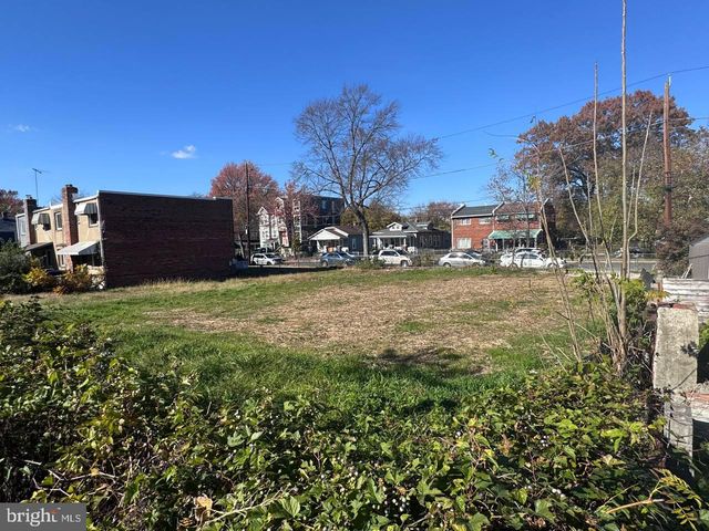 4333 HAYES ST NE, Washington, DC 20019