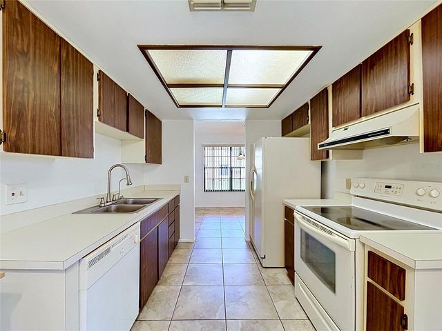 9319 TROWBRIDGE COURT, New Port Richey, FL 34655