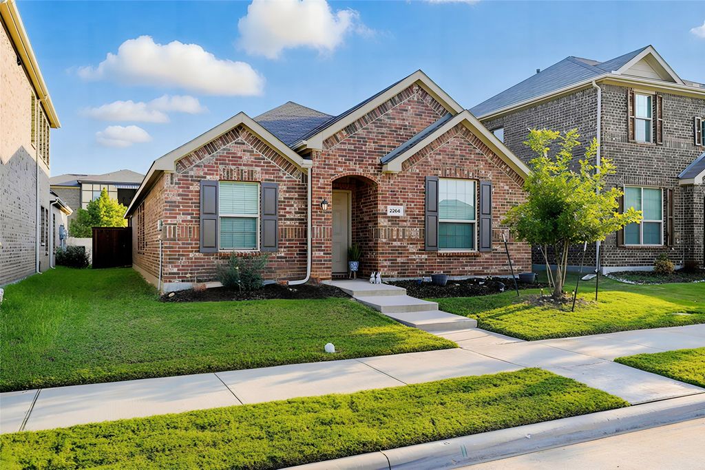 2264 Jasper Drive, Little Elm, TX 76227