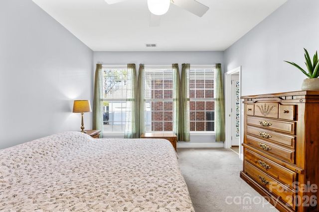 5244 Hickory Knoll Lane, Mount Holly, NC 28120