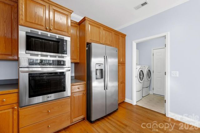 5244 Hickory Knoll Lane, Mount Holly, NC 28120