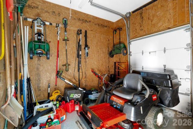 5244 Hickory Knoll Lane, Mount Holly, NC 28120