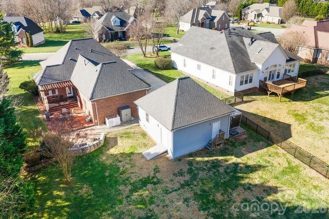 5244 Hickory Knoll Lane, Mount Holly, NC 28120