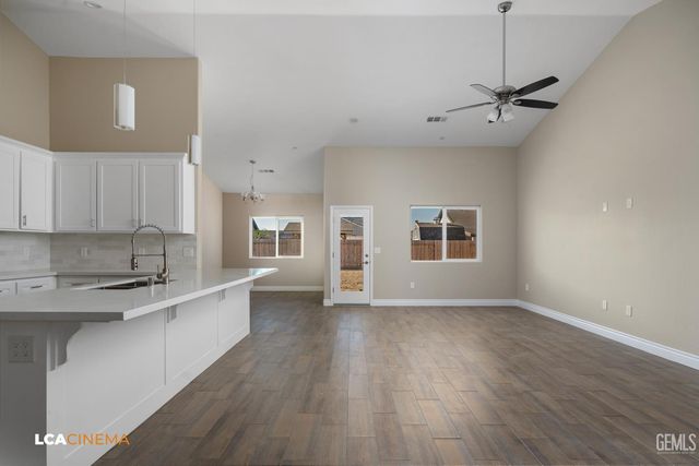 613 Lawford Street, Shafter, CA 93263