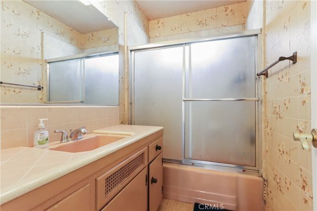 14751 San Esteban Dr, La Mirada, CA 90638