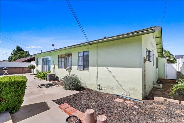 14751 San Esteban Dr, La Mirada, CA 90638
