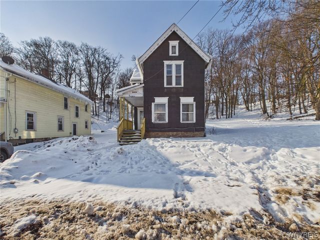 14 Glenwood Avenue, Lockport City, NY 14094