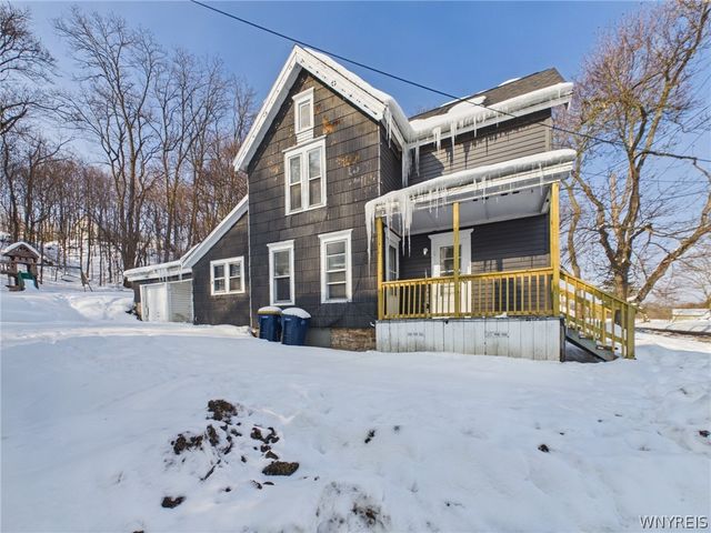 14 Glenwood Avenue, Lockport City, NY 14094