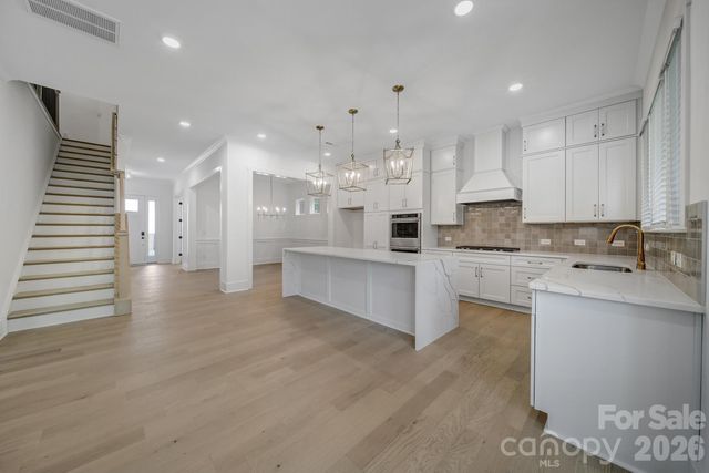 1016 Rockway Drive, Charlotte, NC 28205