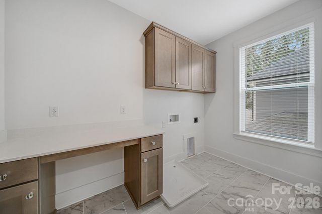 1016 Rockway Drive, Charlotte, NC 28205