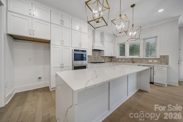 1016 Rockway Drive, Charlotte, NC 28205