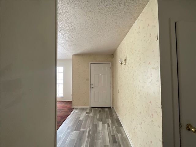 7017 Christina Lane, Garland, TX 75043