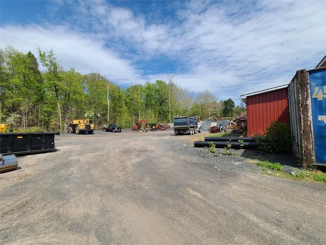 26 Hook Road, Sparrowbush, NY 12780