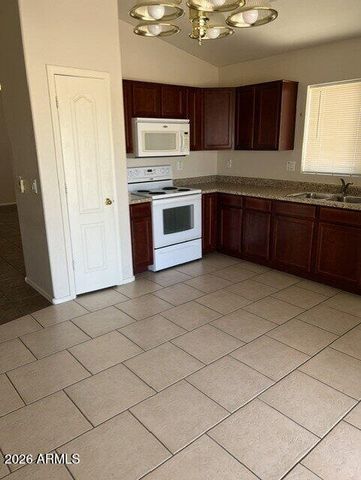 24115 N DESERT Drive, Florence, AZ 85132