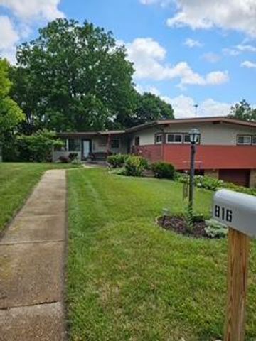 816 N Osborne Avenue, Janesville, WI 53548