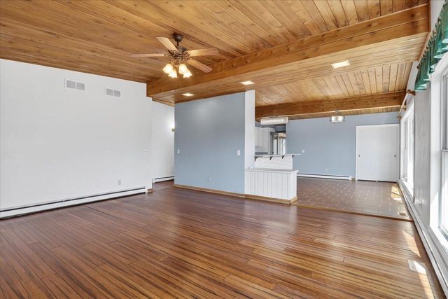 816 N Osborne Avenue, Janesville, WI 53548