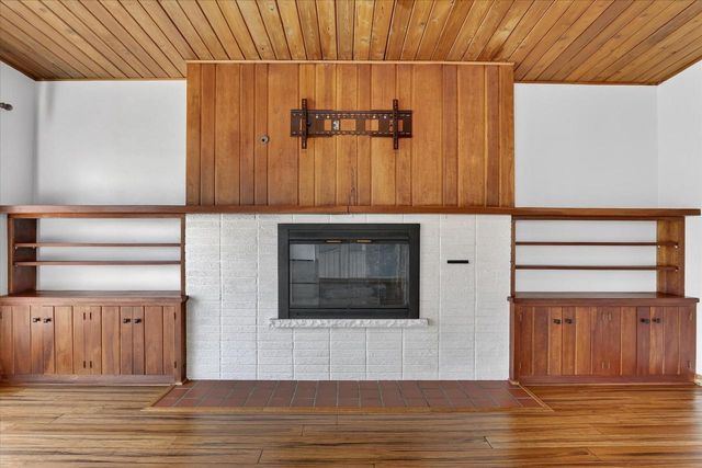 816 N Osborne Avenue, Janesville, WI 53548