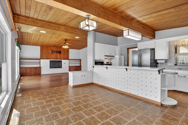 816 N Osborne Avenue, Janesville, WI 53548