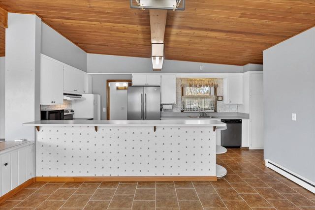 816 N Osborne Avenue, Janesville, WI 53548