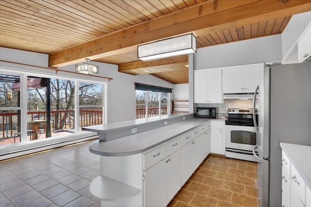 816 N Osborne Avenue, Janesville, WI 53548