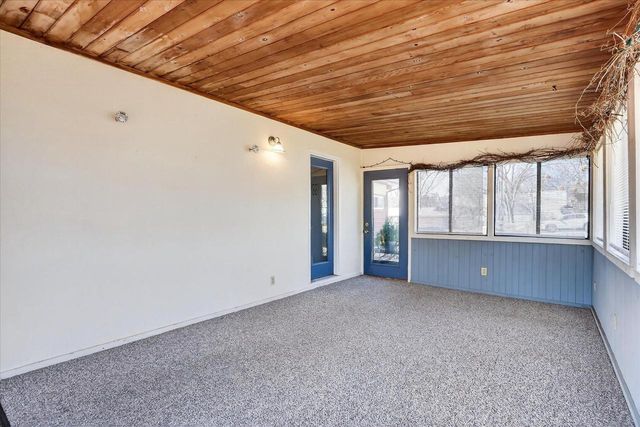 816 N Osborne Avenue, Janesville, WI 53548