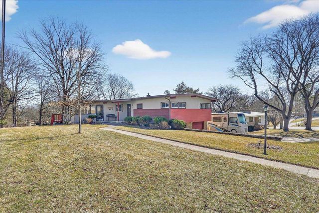 816 N Osborne Avenue, Janesville, WI 53548