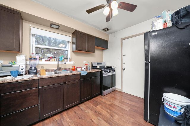 7524 W 63rd Place, Summit, IL 60501