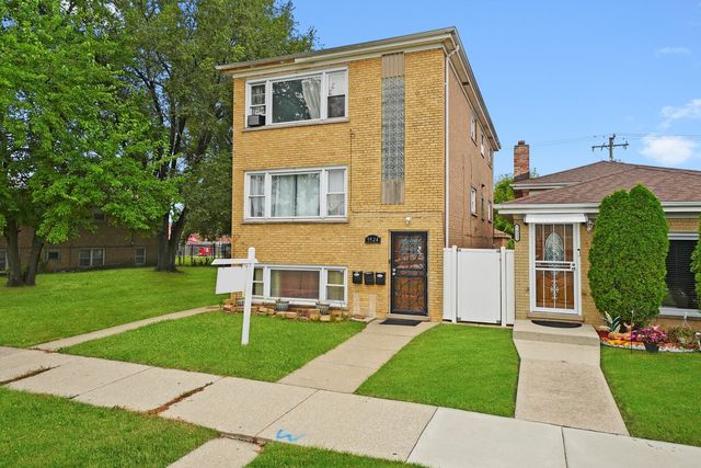 7524 W 63rd Place, Summit, IL 60501