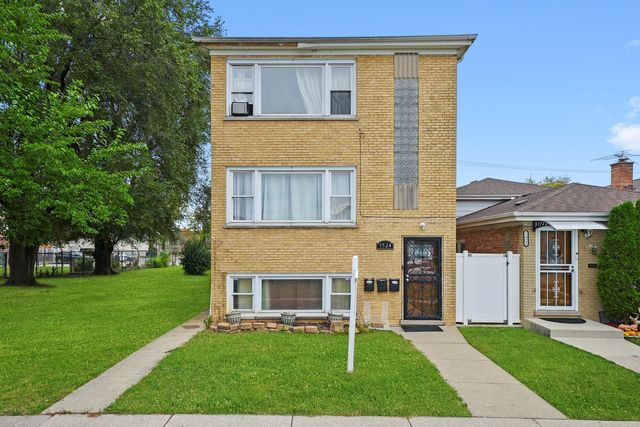 7524 W 63rd Place, Summit, IL 60501