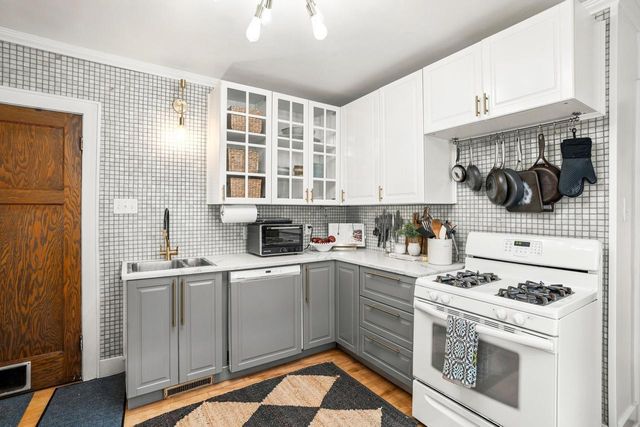 2967 S Herman STREET, Milwaukee, WI 53207