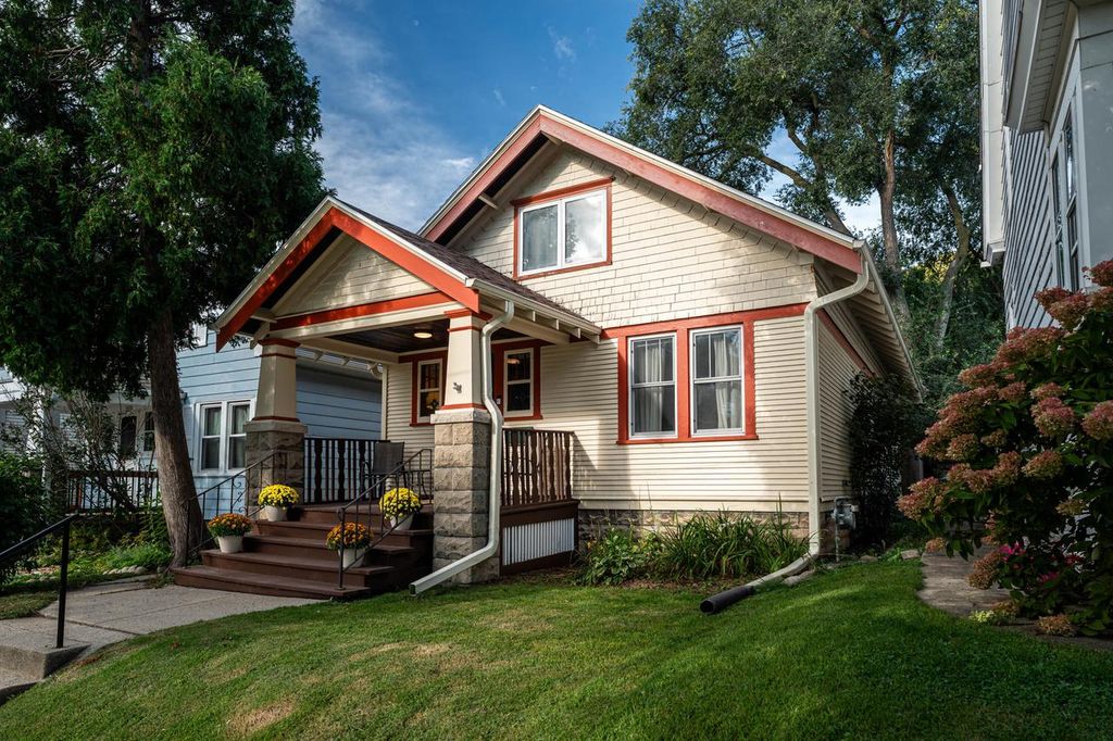 2967 S Herman STREET, Milwaukee, WI 53207